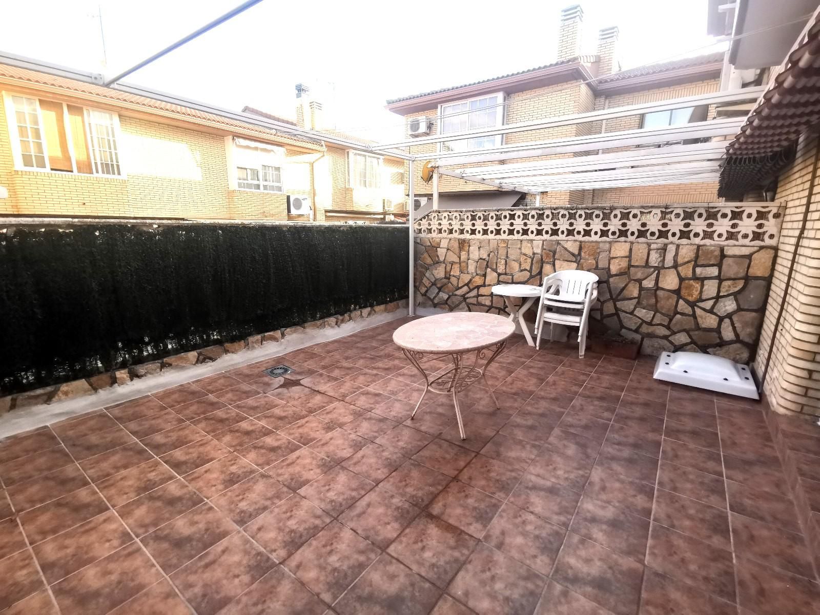 Terrassa de Casa adosada de lloguer en Boadilla del Monte amb Aire condicionat, Calefacció i Jardí privat