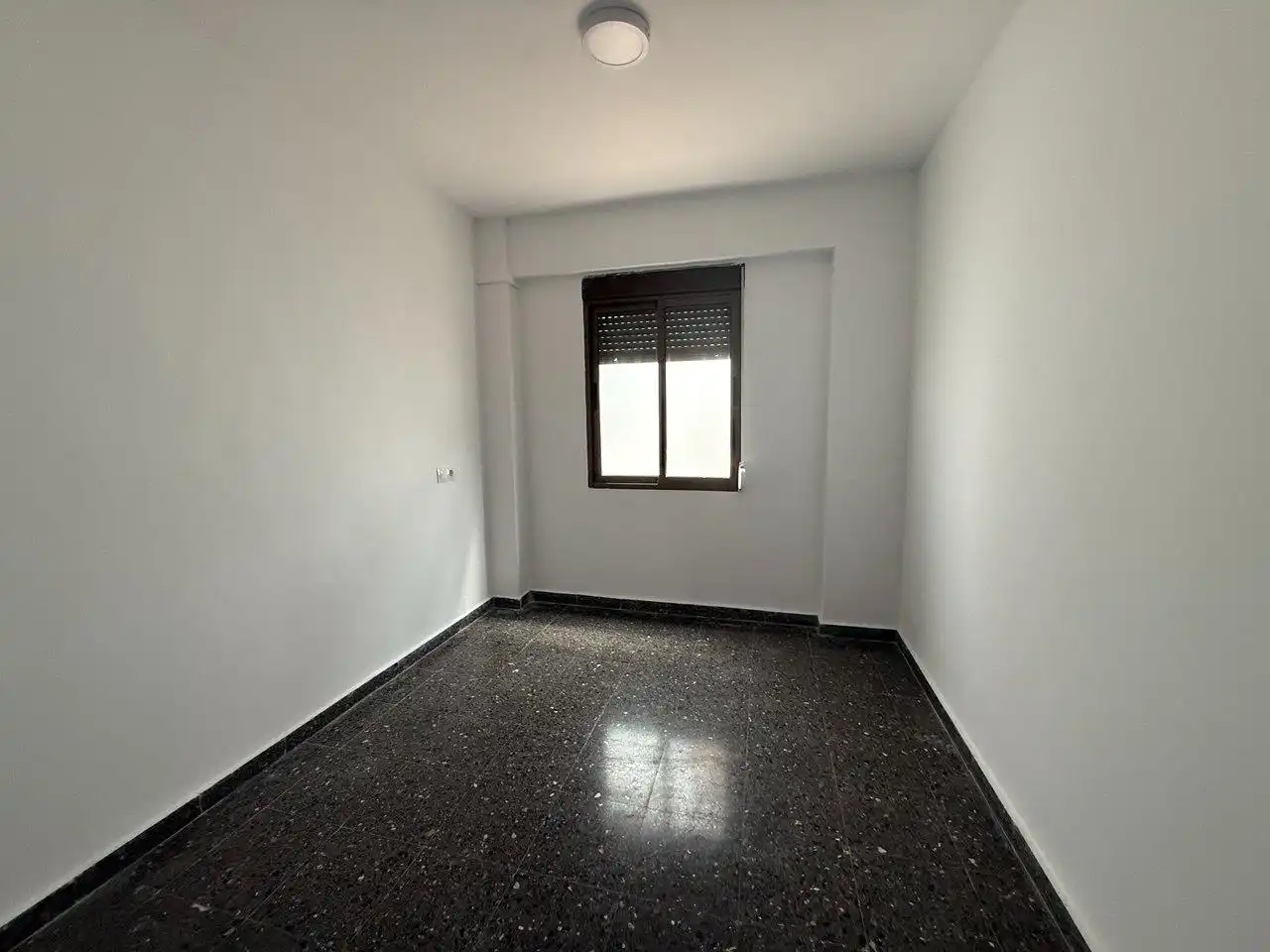 Dormitori de Apartament en venda en Tavernes de la Valldigna amb Balcó