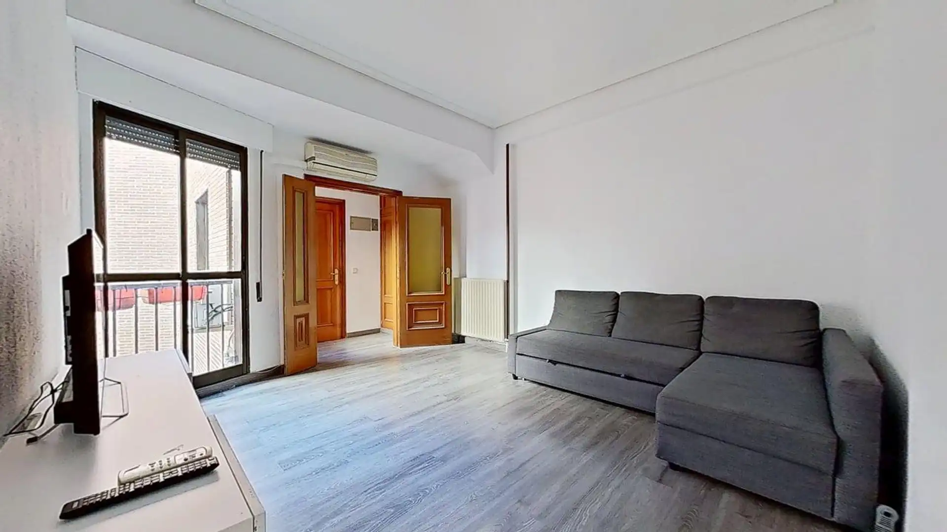 Sala de estar de Apartamento de alquiler en  Madrid Capital con Aire acondicionado