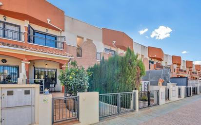 Casa adosada en venda a Calle Azafran, 4, Orihuela