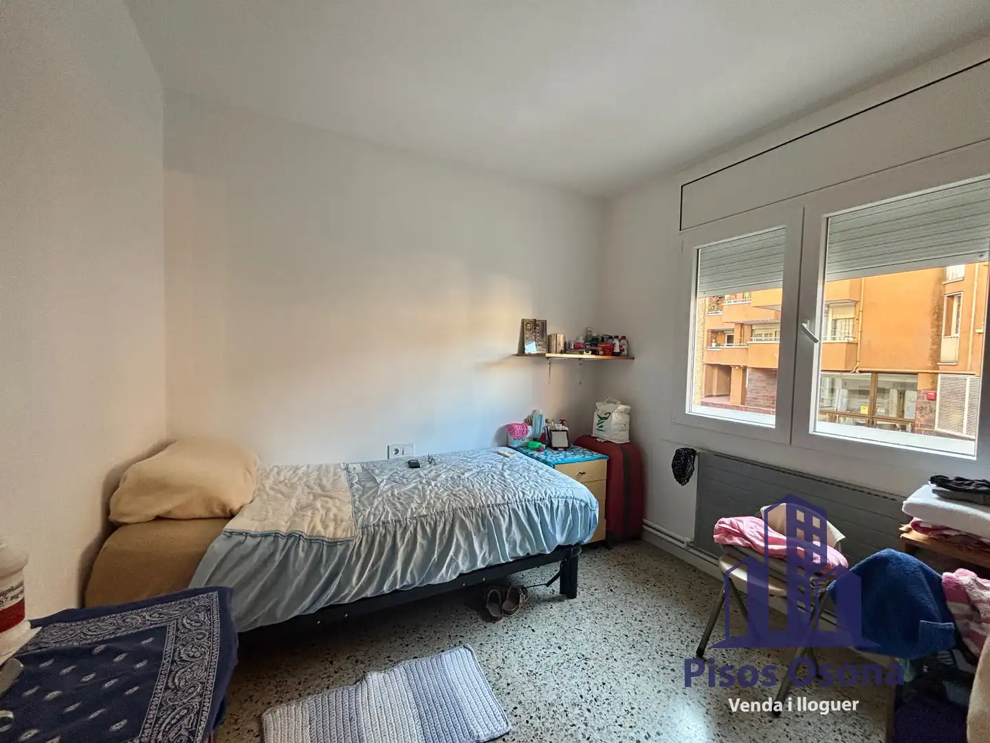 Habitación de Piso en venta en Vic con Calefacción y Horno