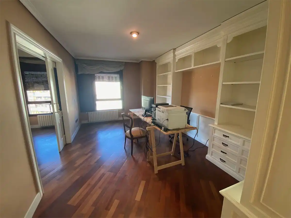 Piso en venta en Oviedo  con Calefacción