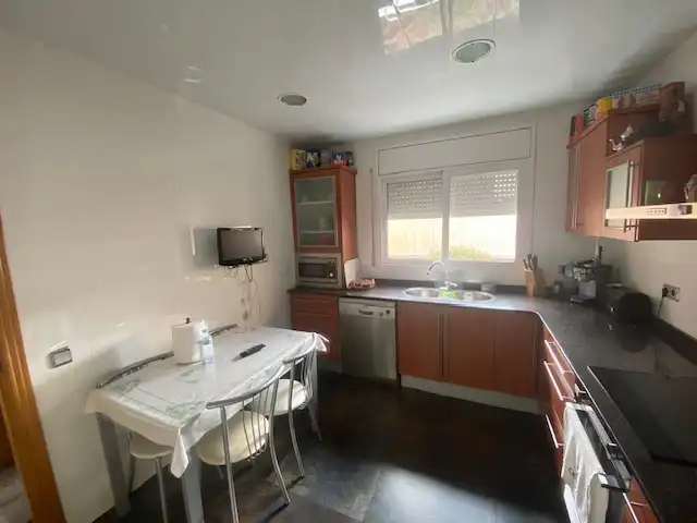 Cocina de Casa adosada en venta en Montcada i Reixac con Calefacción, Jardín privado y Terraza