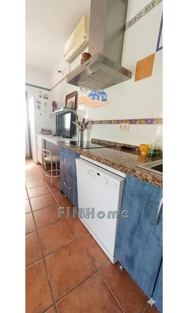Cocina de Casa o chalet en venta en Gerena con Aire acondicionado, Jardín privado y Trastero