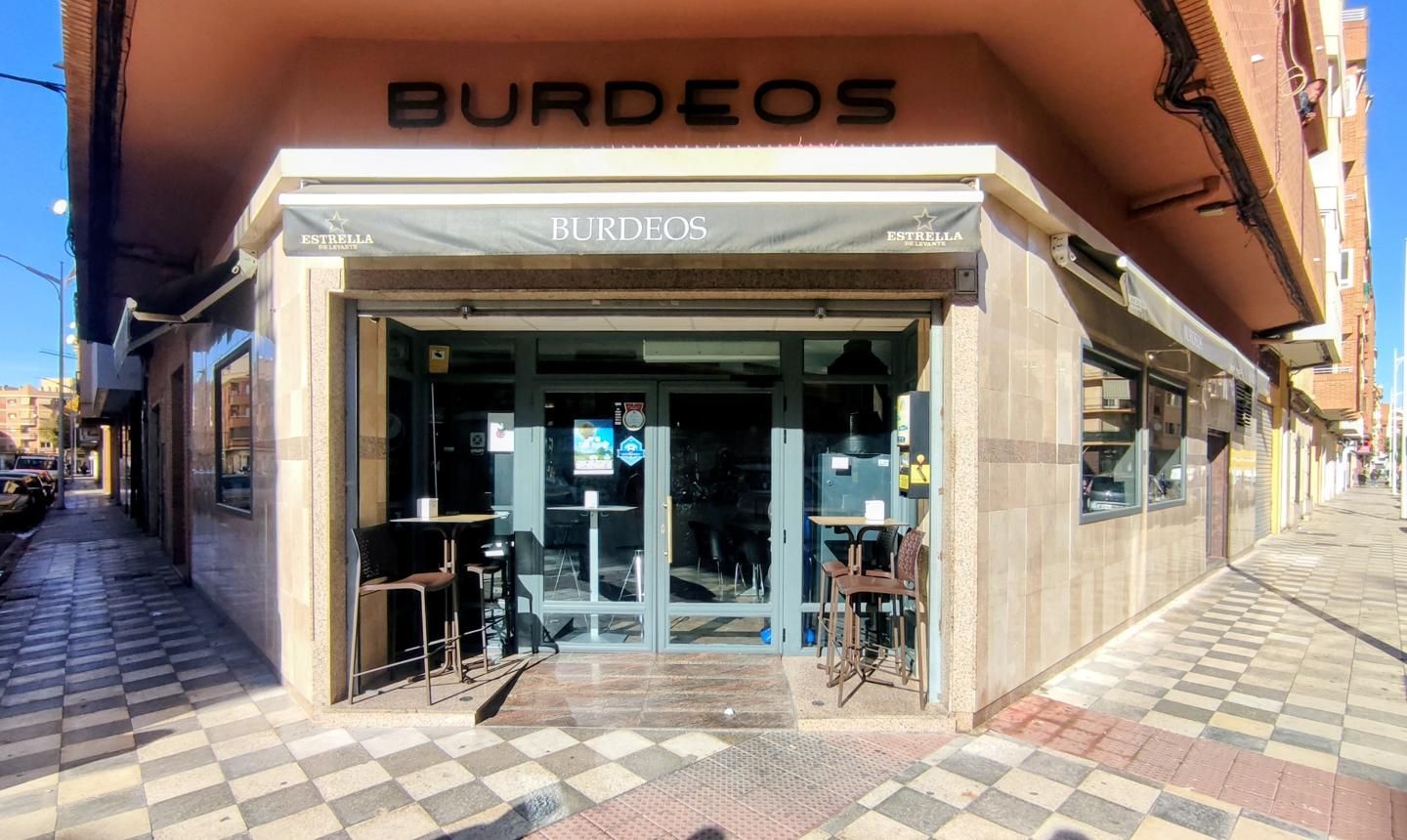 Local de lloguer en  Albacete Capital amb Aire condicionat i Moblat