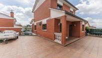 Vista exterior de Casa o xalet en venda en Lliçà d'Amunt amb Calefacció, Jardí privat i Terrassa
