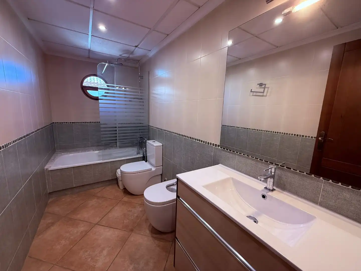 Baño de Casa adosada en venta en Rojales con Aire acondicionado, Terraza y Amueblado