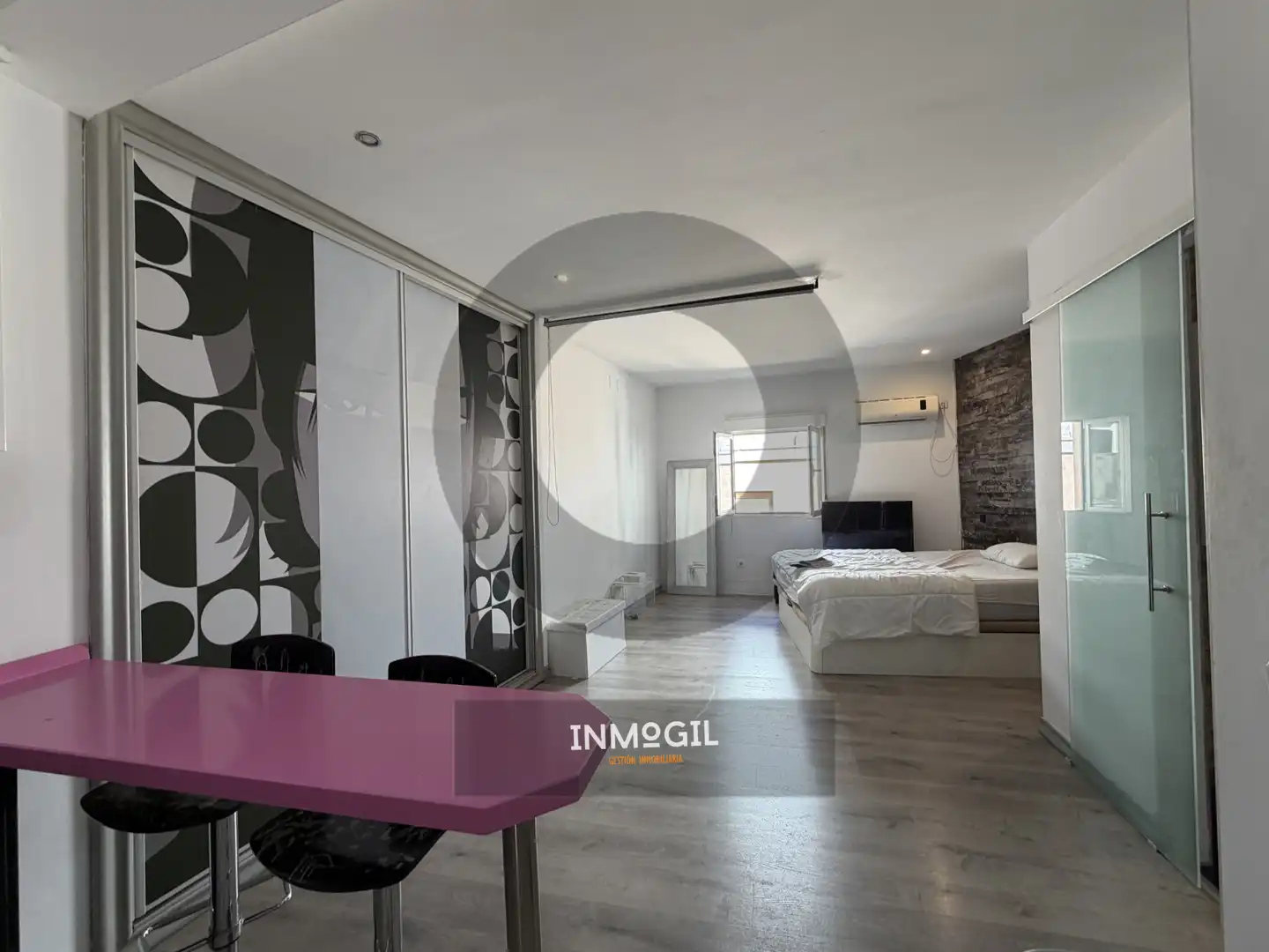 Bedroom of Study for rent in Madrid  with Air Conditioner, Heating and Parquet flooring