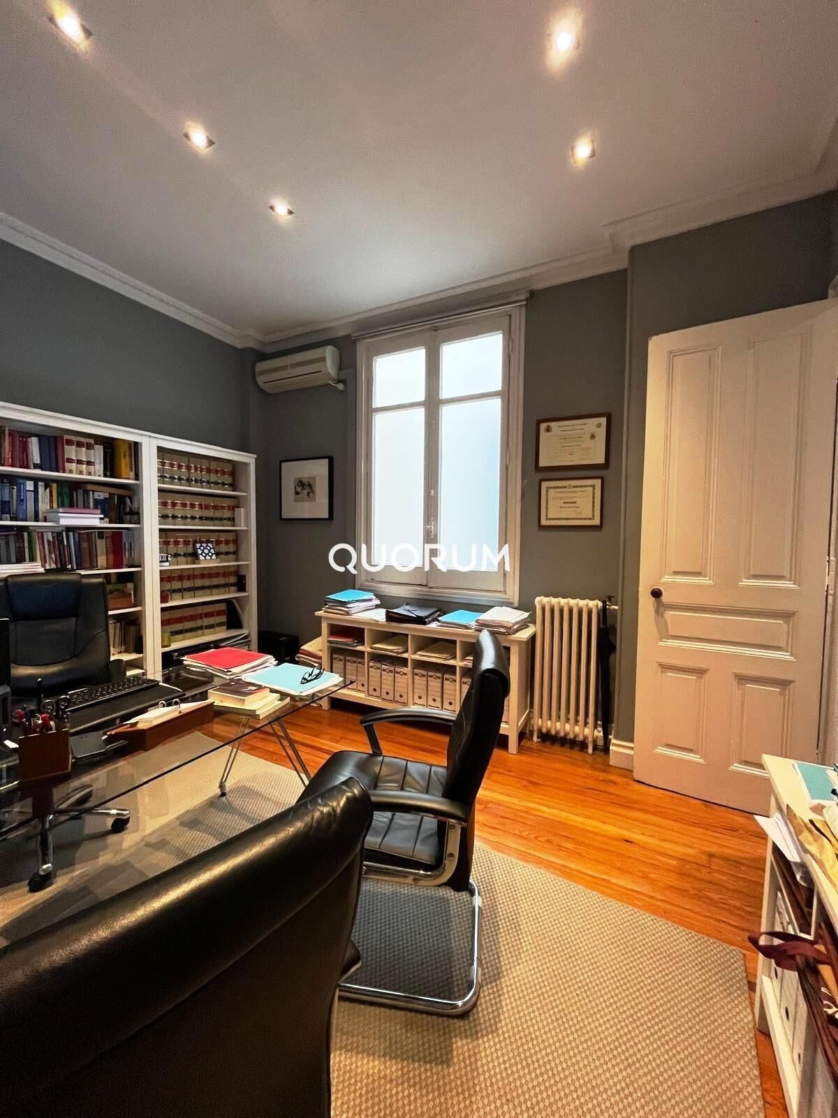 Flat for sale in Bilbao   with Heating and Balcony