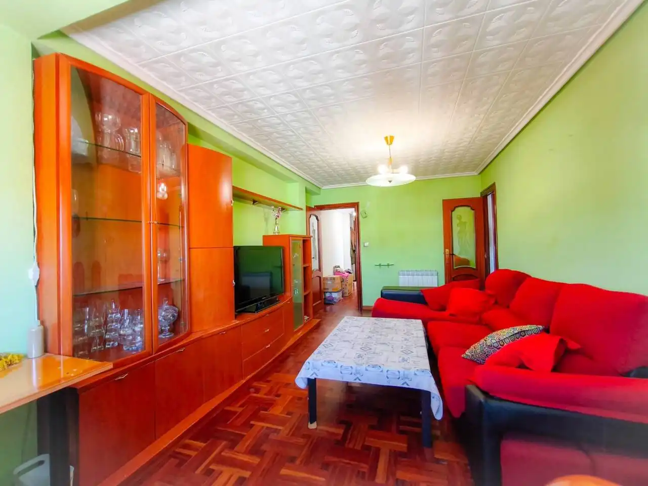 Living room of Apartments for sale in Burgos  with Heating, Parquet flooring and Terrace