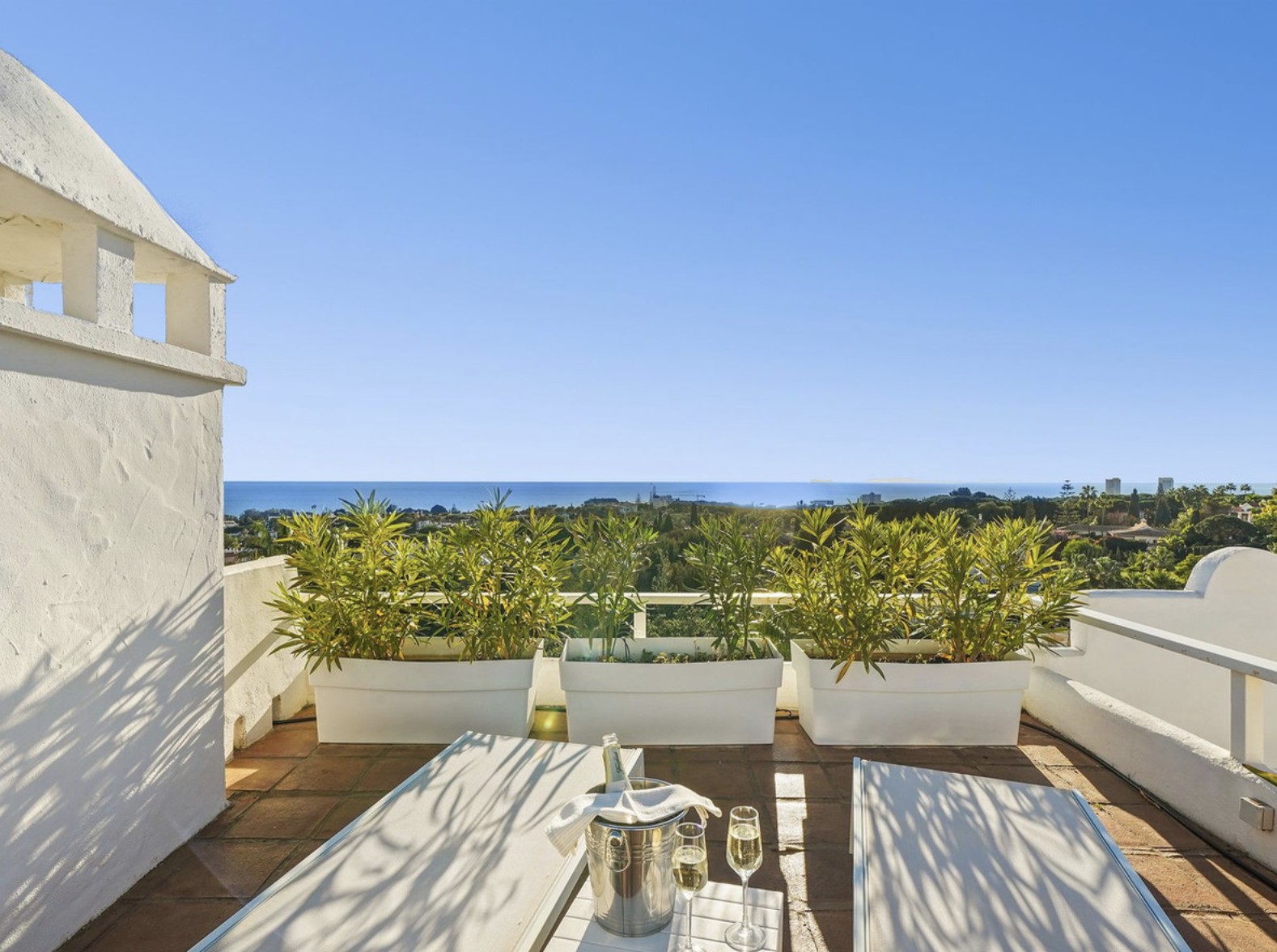 Terrace of Attic for sale in Marbella  with Air Conditioner, Terrace and Swimming Pool