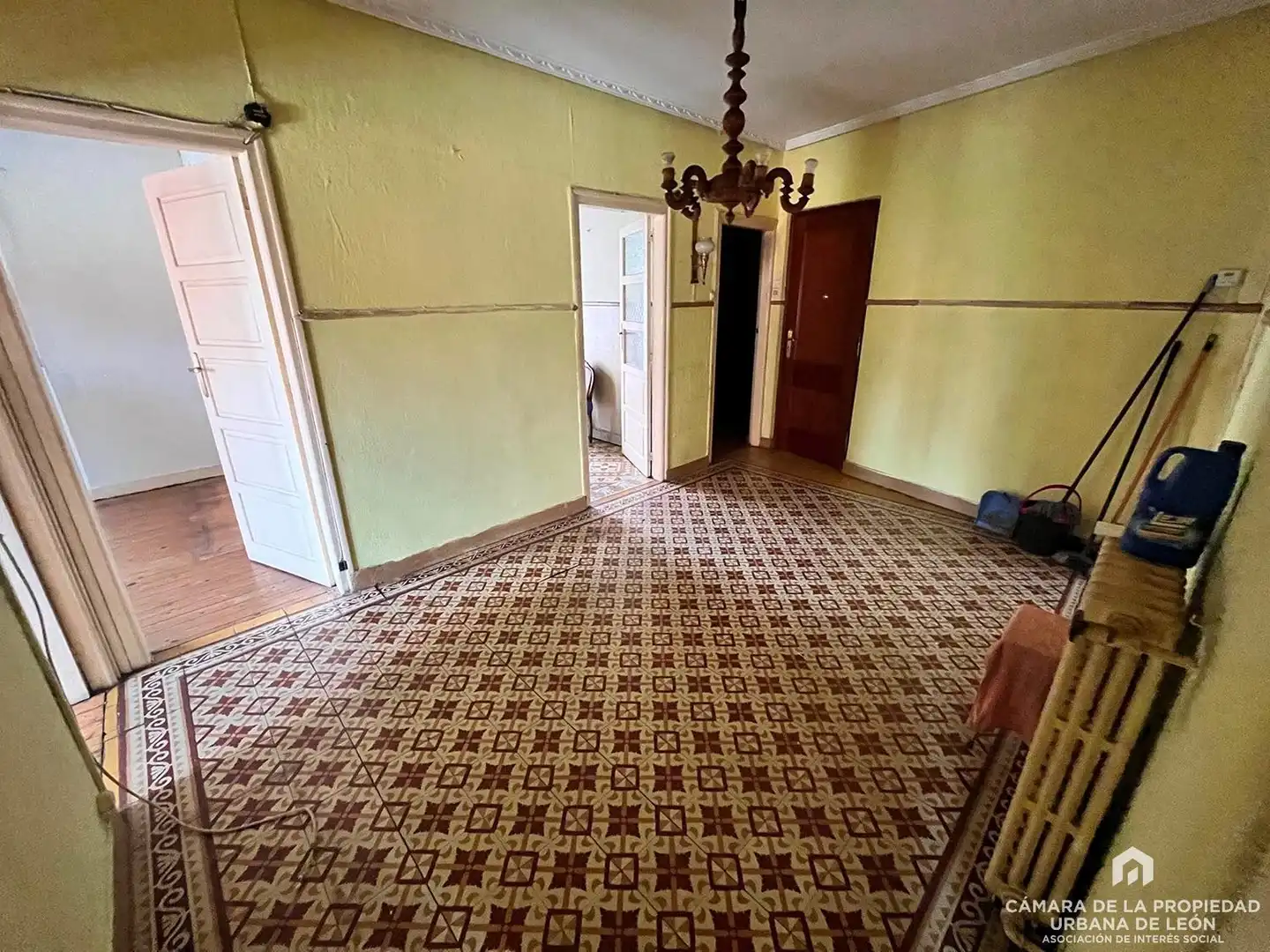 Dormitori de Casa o xalet en venda en San Andrés del Rabanedo amb Calefacció i Jardí privat