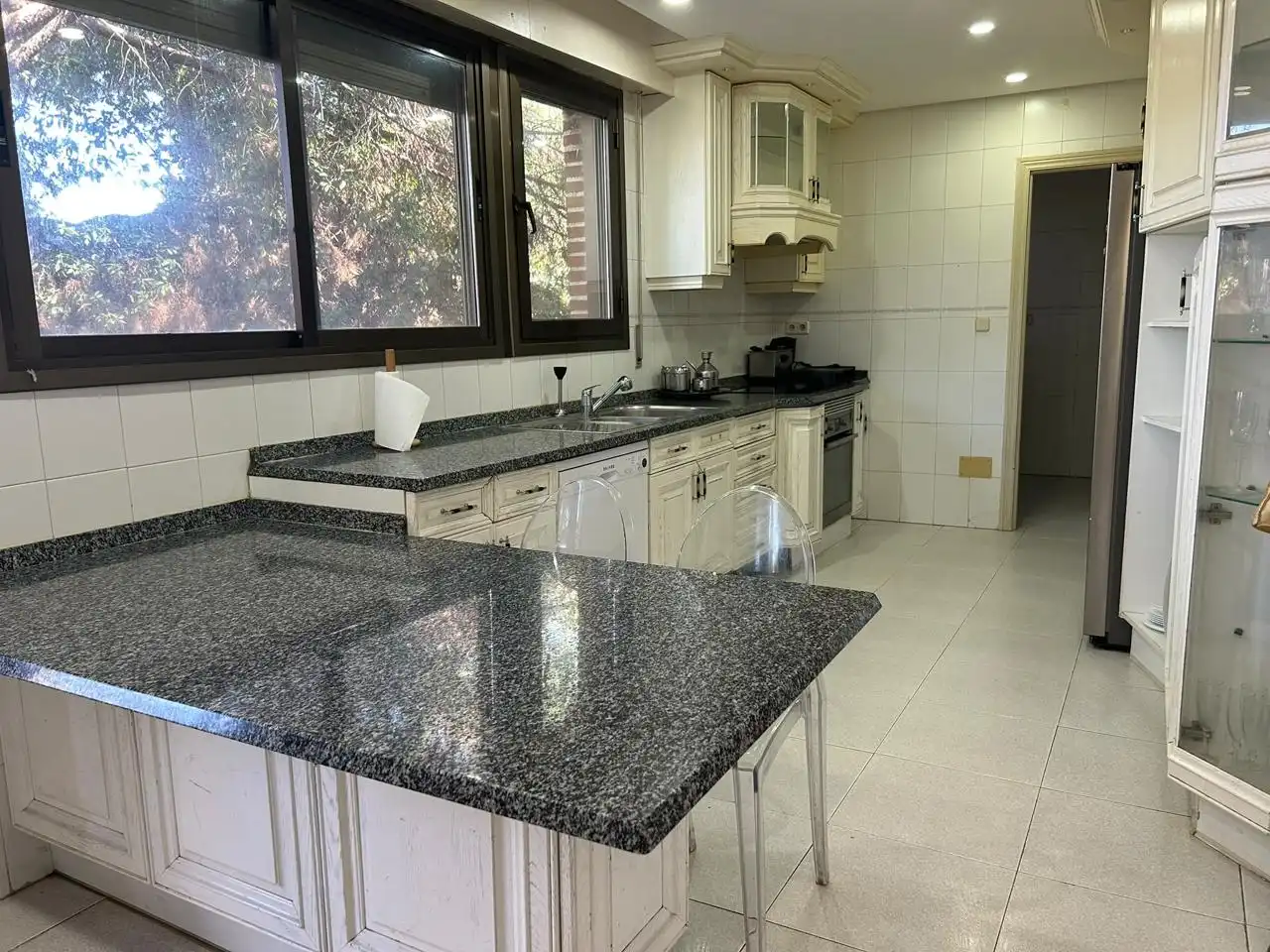 Cocina de Casa o chalet en venta en Majadahonda con Calefacción, Jardín privado y Parquet