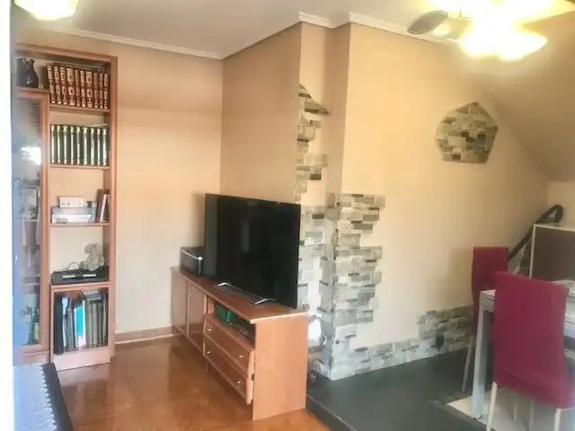 Sala de estar de Ático en venta en Noja con Calefacción, Terraza y Amueblado