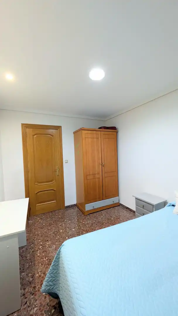 Bedroom of Flat for sale in Elche / Elx  with Air Conditioner and Balcony