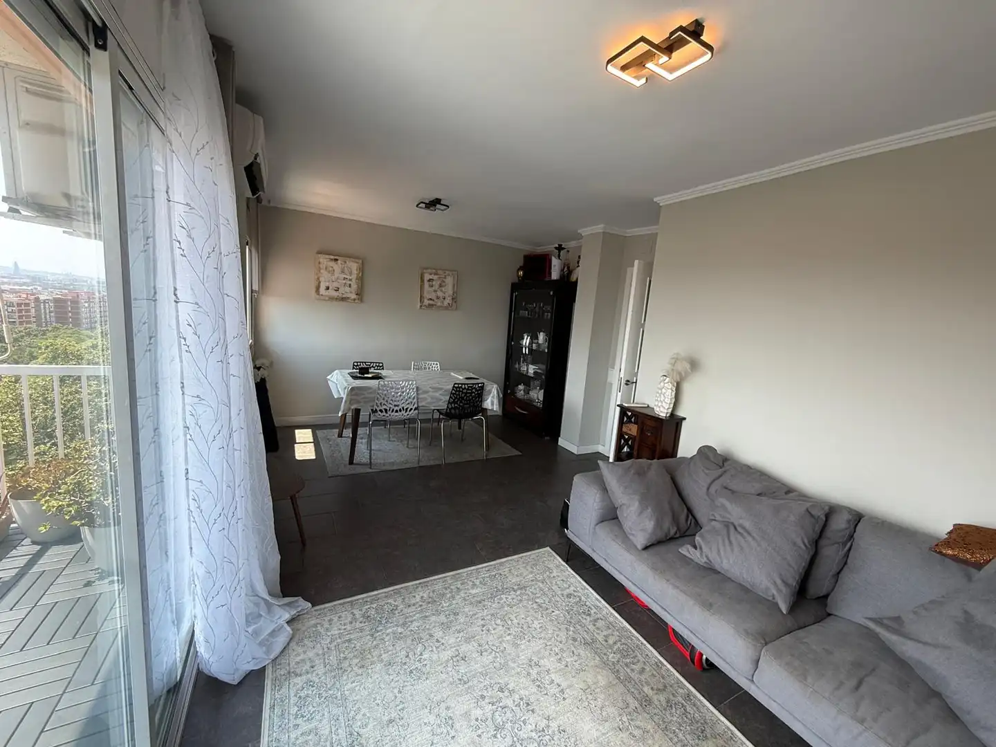 Sala d'estar de Pis en venda en Badalona amb Aire condicionat i Balcó
