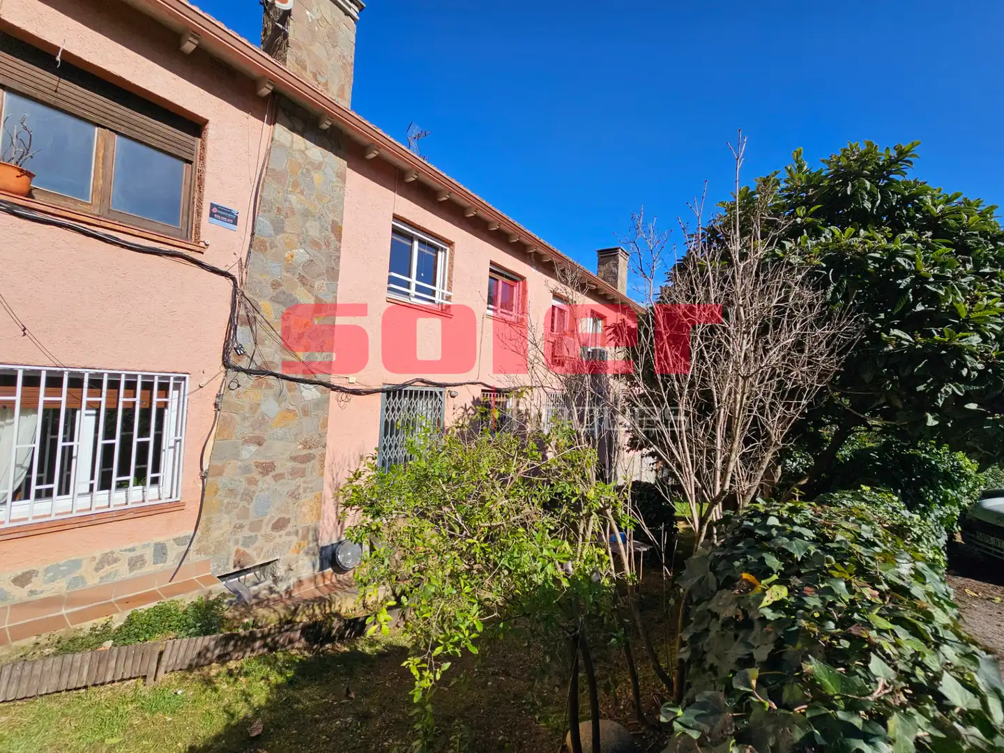 Vista exterior de Local de lloguer en Sant Cugat del Vallès