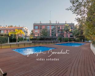 Swimming pool of Flat for sale in Castelldefels  with Heating, Parquet flooring and Terrace