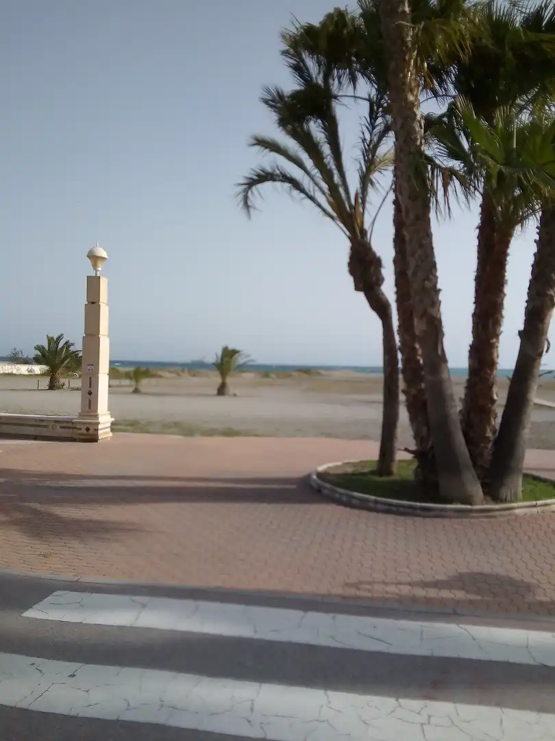 Pis de lloguer en Motril amb Moblat, Rentadora i Microones