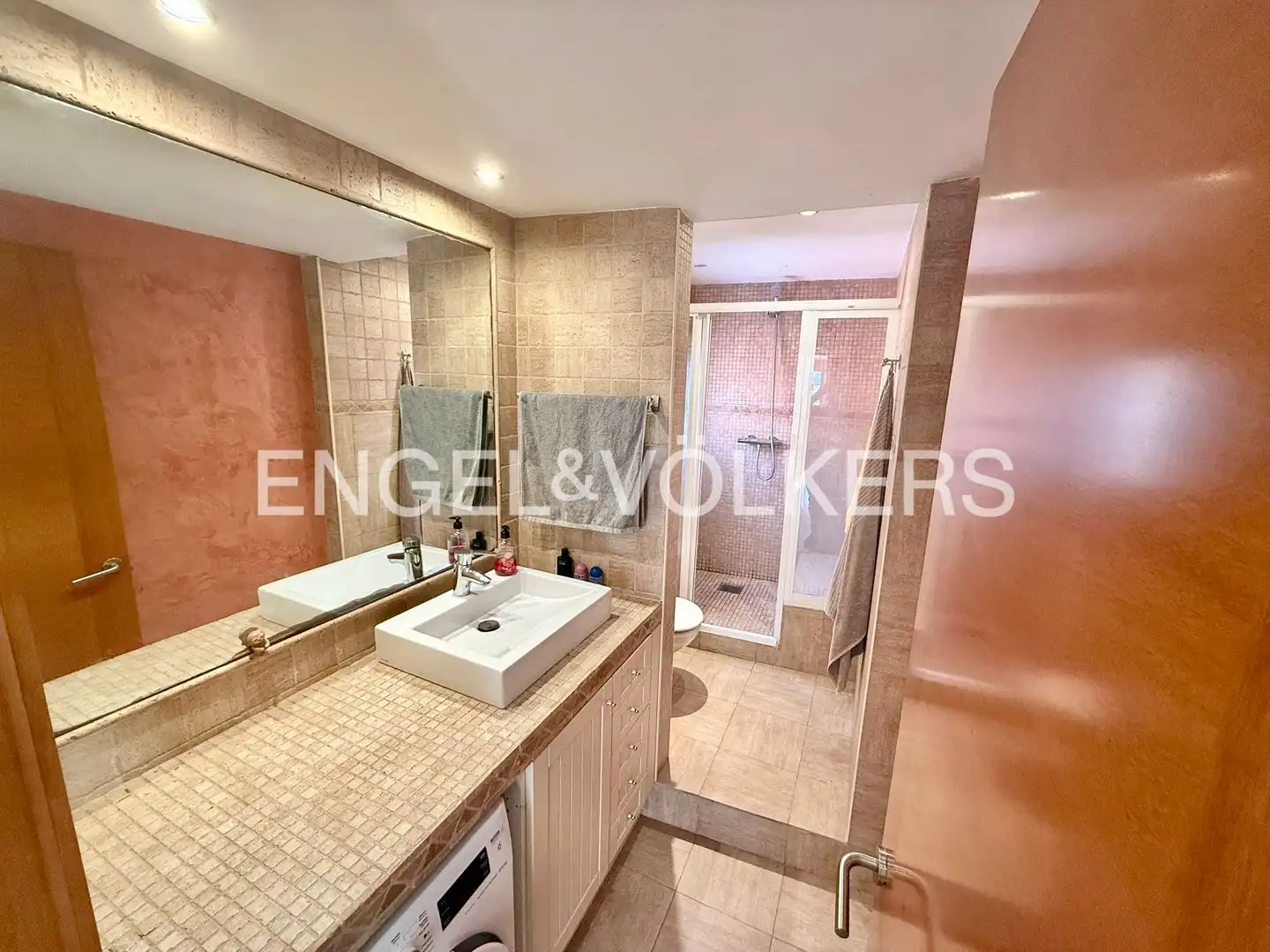 Baño de Ático en venta en Alella con Aire acondicionado, Calefacción y Parquet