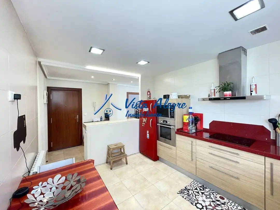 Küche von Einfamilien-Reihenhaus zum Verkauf in Zarratón mit Heizung, Privatgarten und Parkett