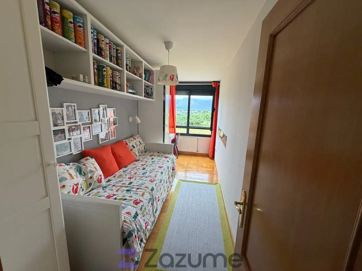 Bedroom of Flat for rent in Llanes  with Heating, Furnished and Oven