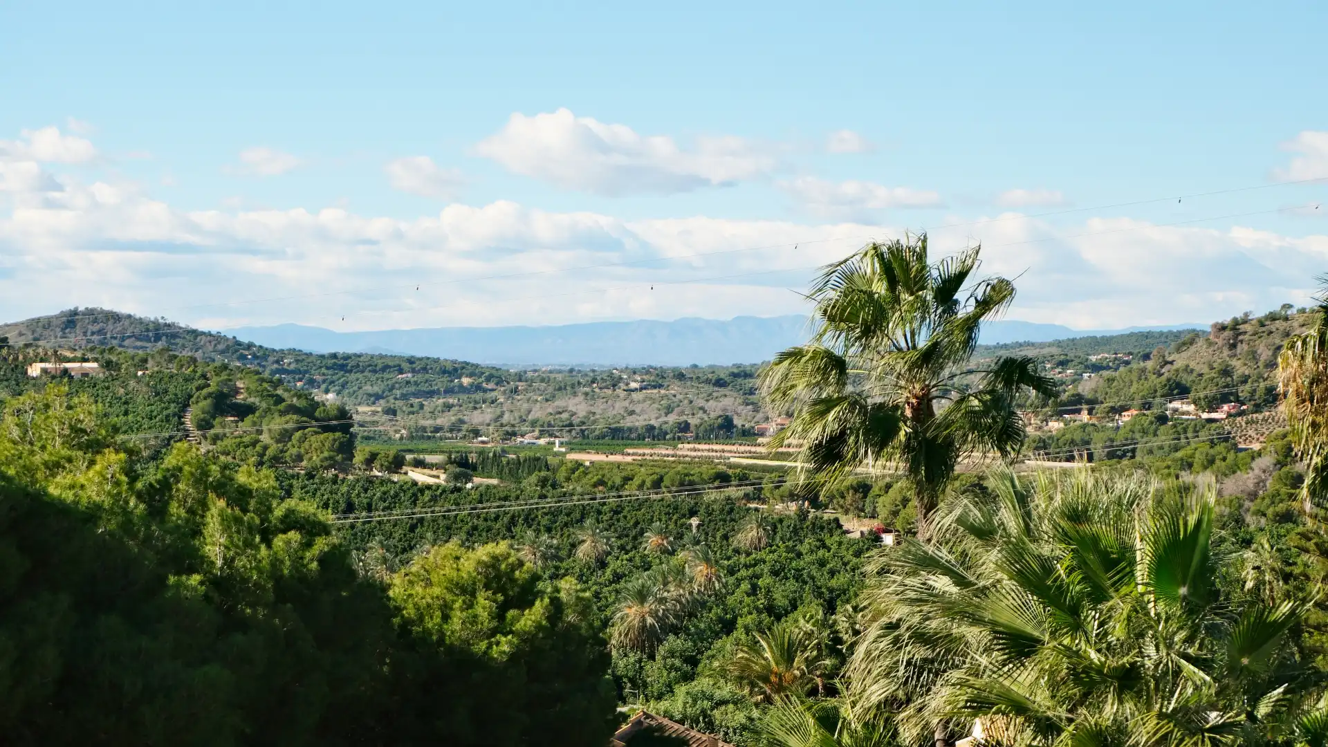 Vista exterior de Casa o xalet de lloguer en Sagunto / Sagunt amb Aire condicionat, Calefacció i Jardí privat