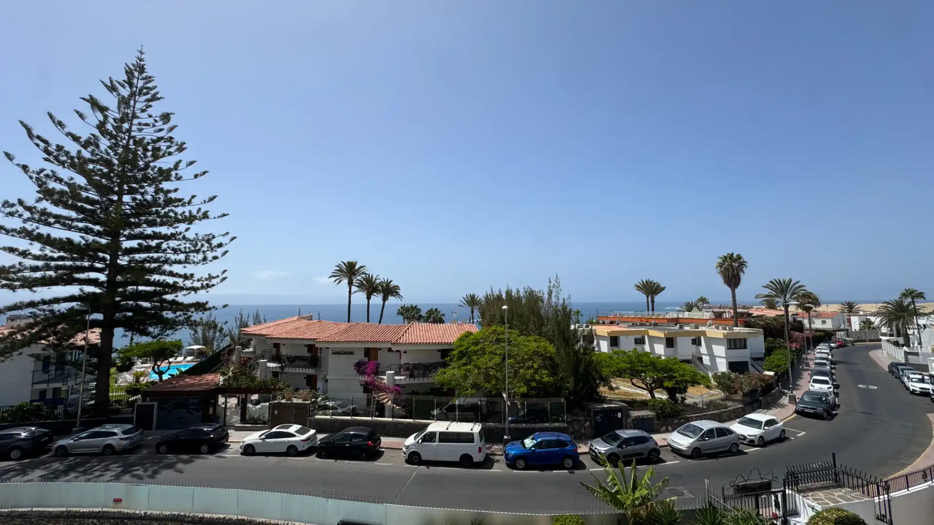 Vista exterior de Pis de lloguer en San Bartolomé de Tirajana amb Piscina, Moblat i Forn
