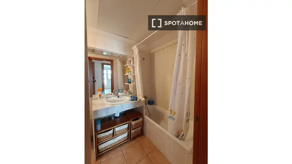 Habitació a Montañar - El Arenal