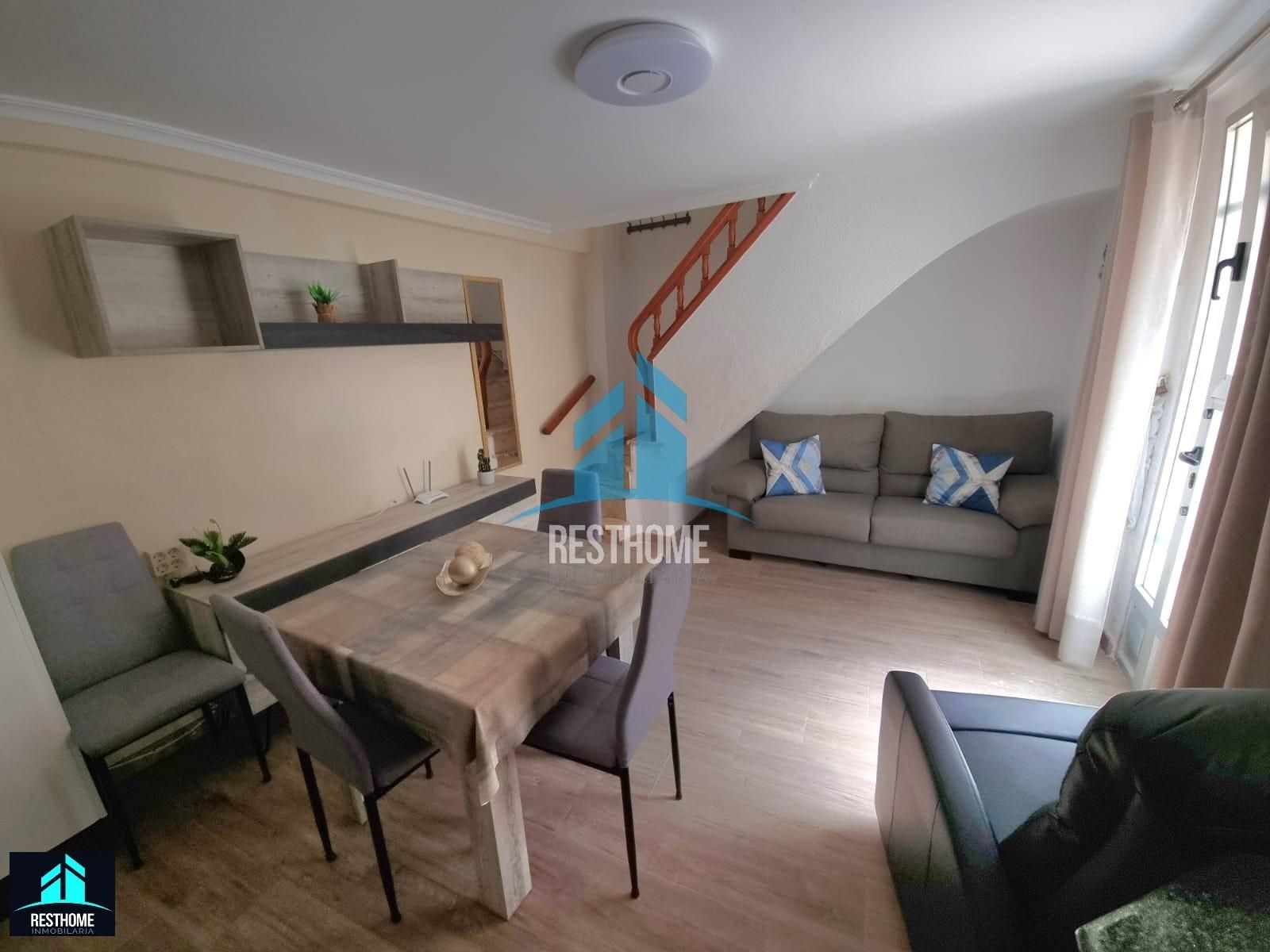 Sala d'estar de Casa o xalet en venda en Cullera amb Aire condicionat, Jardí privat i Terrassa