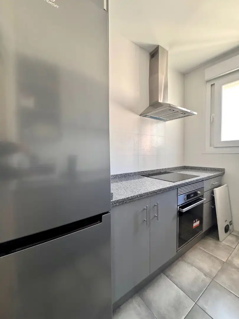 Cocina de Apartamento en venta en Cáceres con Aire acondicionado, Calefacción y Amueblado
