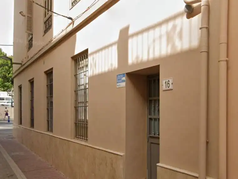 Vista exterior de Local de lloguer en Centro
