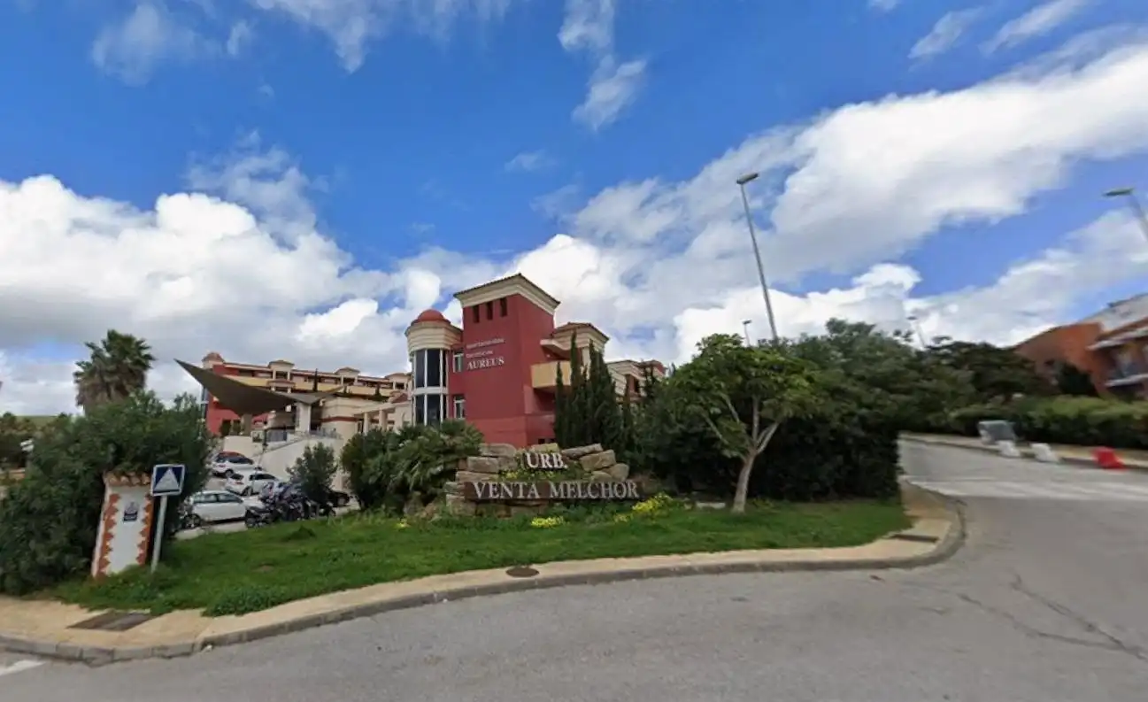 Exterior view of Detached homes for sale in La Línea de la Concepción  with Air Conditioner, Private garden and Balcony