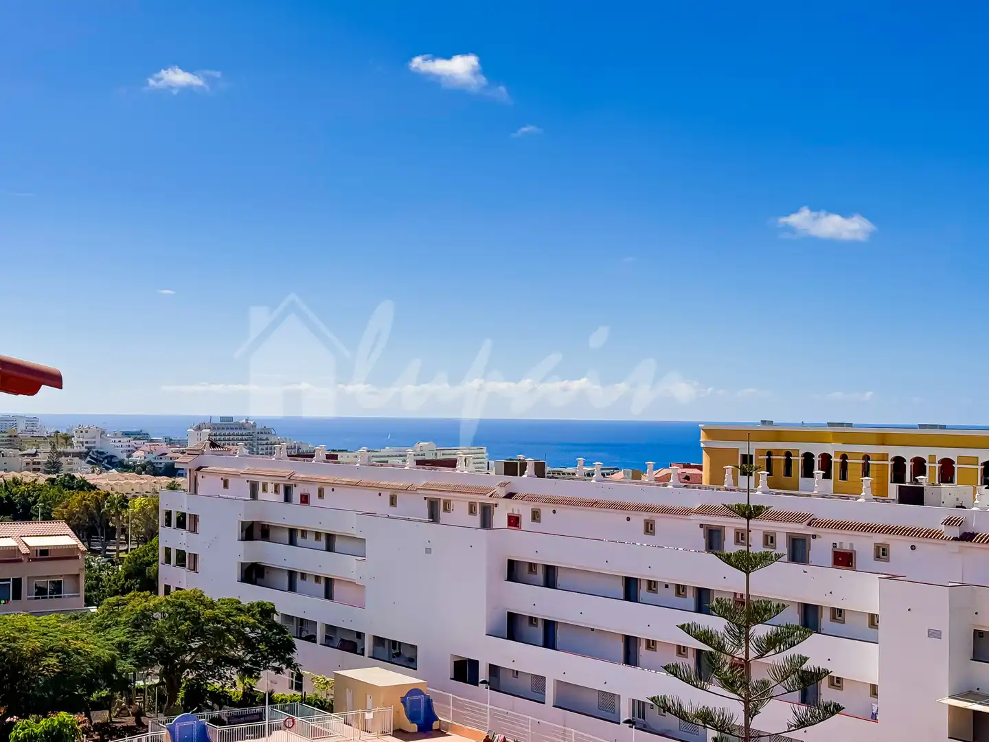 Vista exterior de Apartament en venda en Adeje amb Calefacció