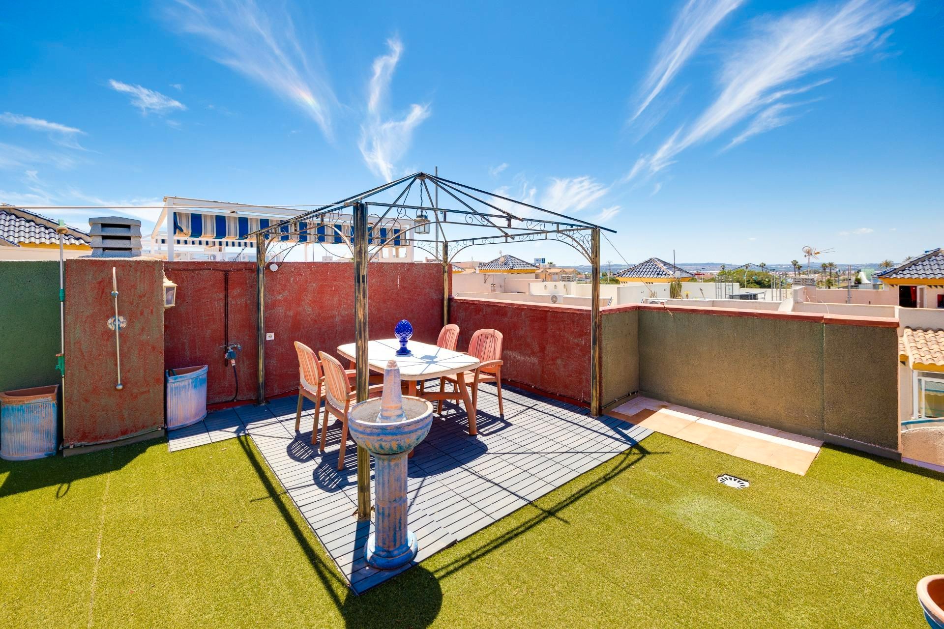 Terraza de Casa o chalet en venta en Torrevieja con Amueblado y Piscina comunitaria