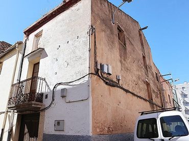 Casa amb balcó en venda a calle Santa Teresa