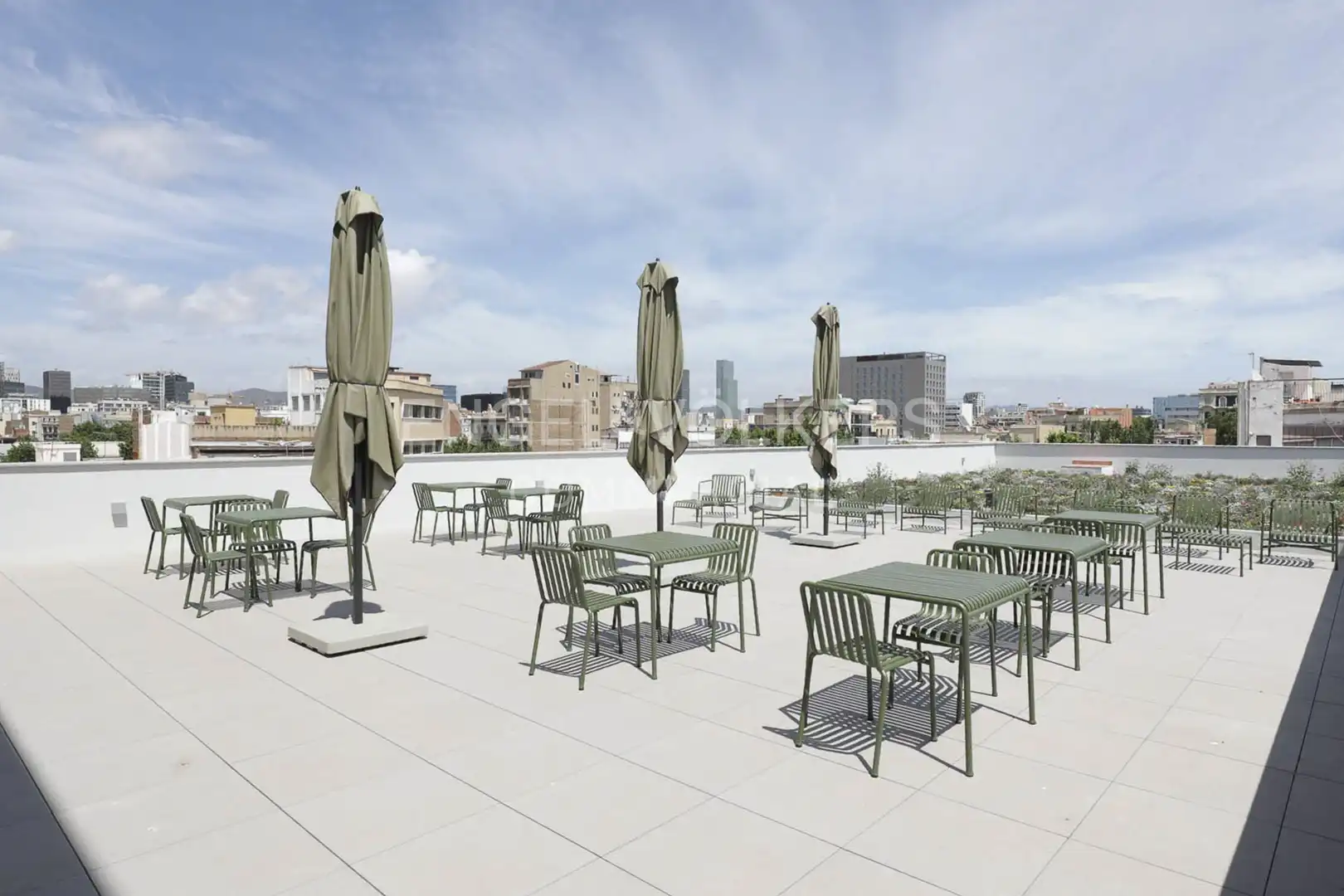 Terrassa de Oficina de lloguer en Barcelona amb Aire condicionat, Terrassa i Moblat