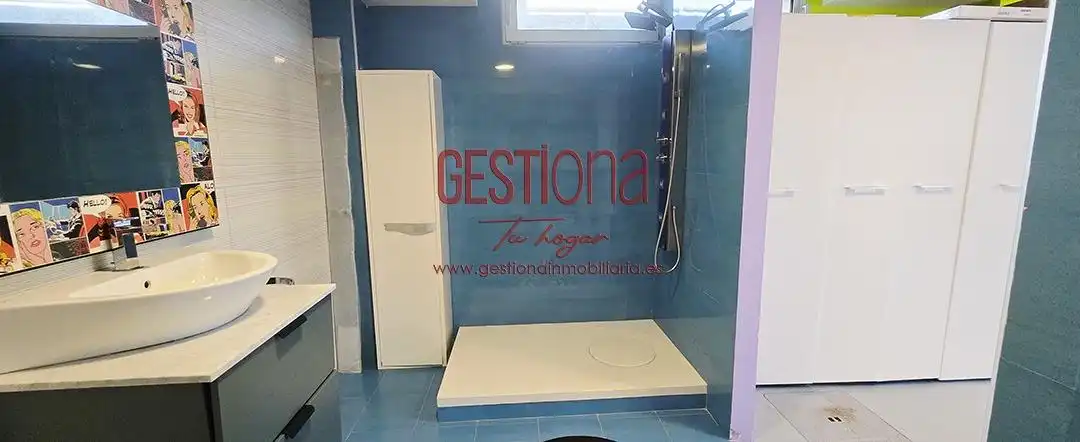 Bathroom of Houses for sale in Santa Cruz de Bezana  with Private garden, Terrace and Furnished