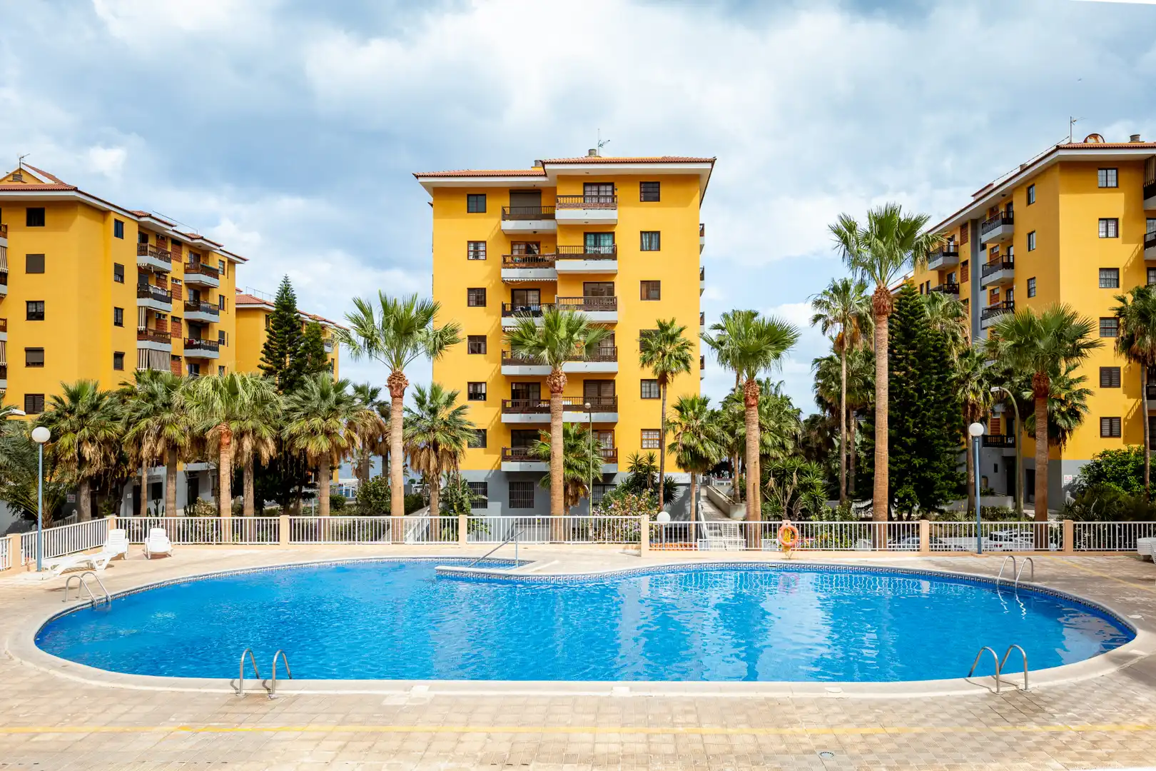 Exterior view of Apartments for rent in Candelaria  with Air Conditioner, Heating and Parquet flooring