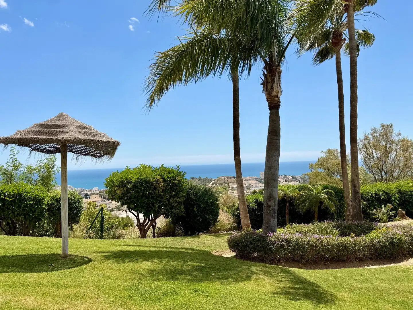 Vista exterior de Apartament en venda en Benalmádena amb Aire condicionat, Calefacció i Terrassa