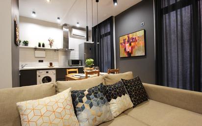 Living room of Flat for sale in  Barcelona Capital  with Air Conditioner, Heating and Terrace