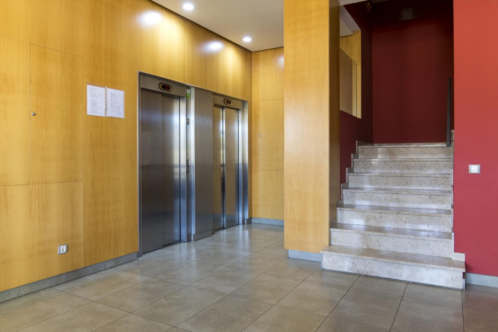 Flat for sale in  Zaragoza Capital  with Terrace, Storage room and Swimming Pool