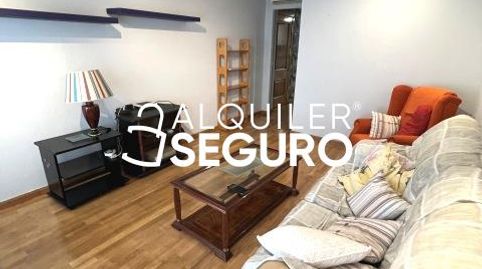Photo 3 of Flat for rent in De Doña Juana de Coello, Zona Centro - Ayuntamiento, Pinto