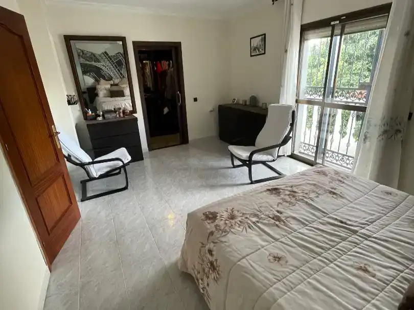 Habitación de Casa adosada en venta en Los Barrios con Balcón