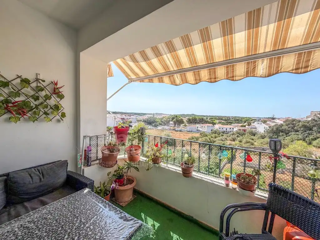 Terraza de Piso en venta en Alaior con Terraza