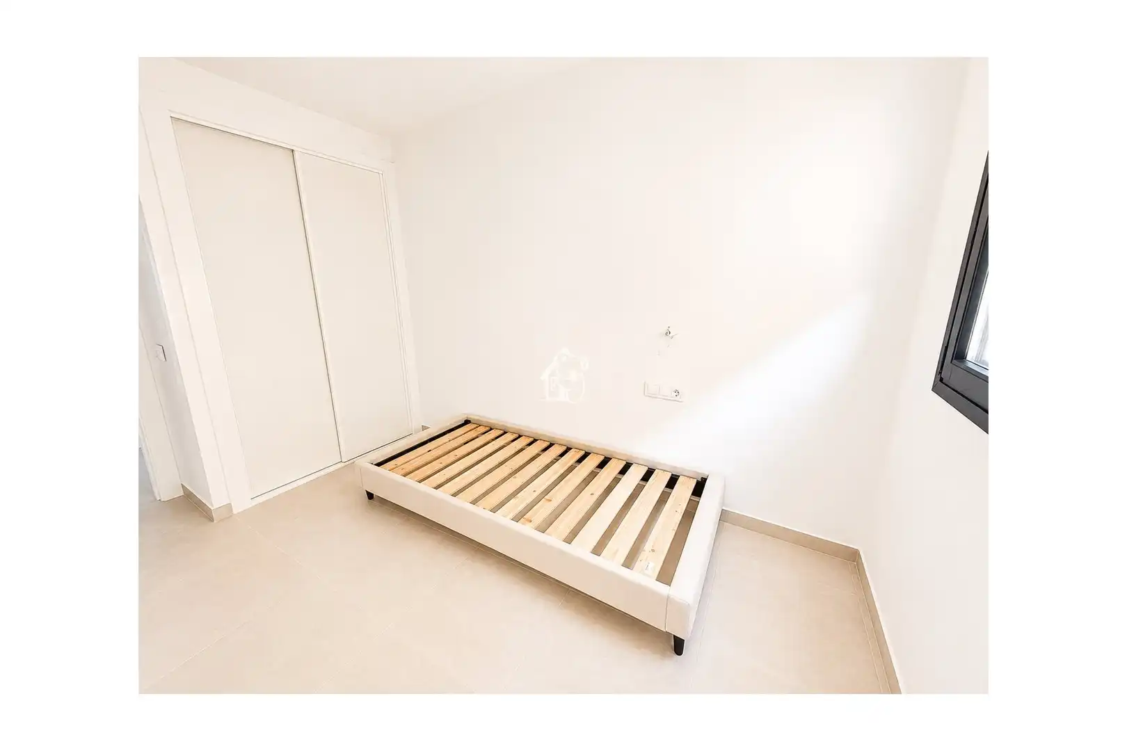 Dormitori de Apartament de lloguer en San Pedro del Pinatar amb Aire condicionat, Jardí privat i Terrassa