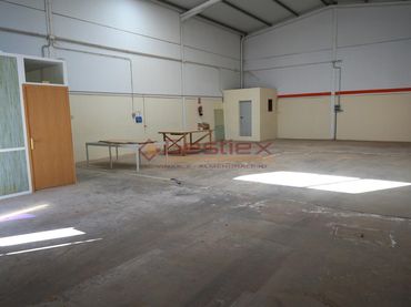 Nave industrielle à vendre à Almendralejo