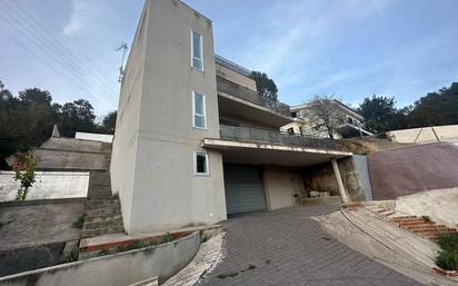 Exterior view of House or chalet for sale in Cervelló  with Heating, Terrace and Balcony