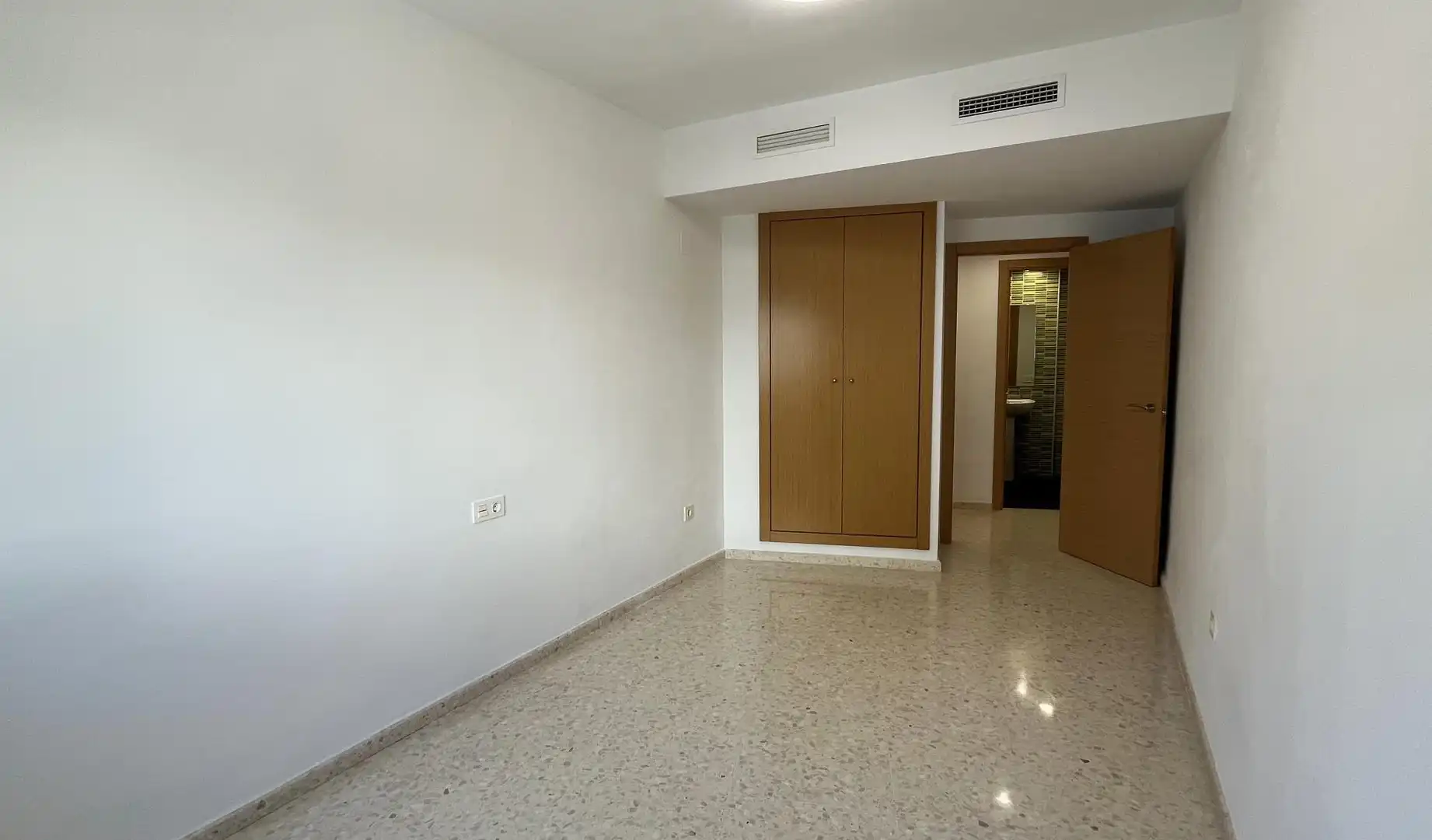 Dormitori de Apartament de lloguer en Gilet