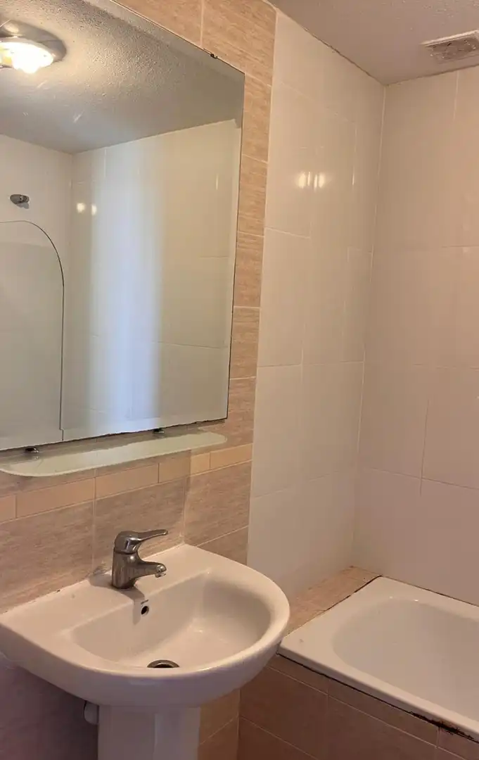 Bany de Àtic en venda en Marbella amb Aire condicionat, Jardí privat i Terrassa